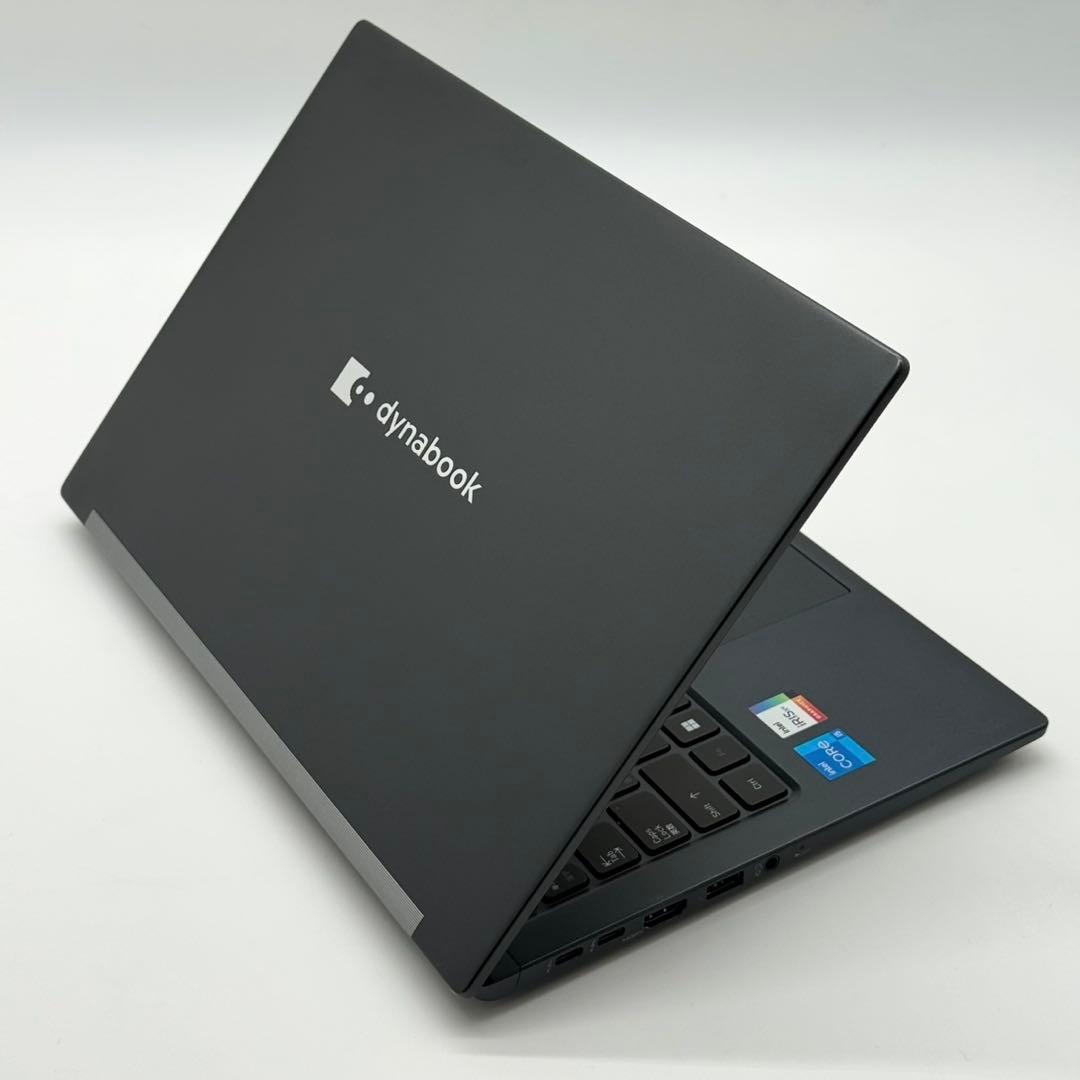 美品 dynabook G83/HU 11世代i5 薄型軽量 長時間駆動 高解像