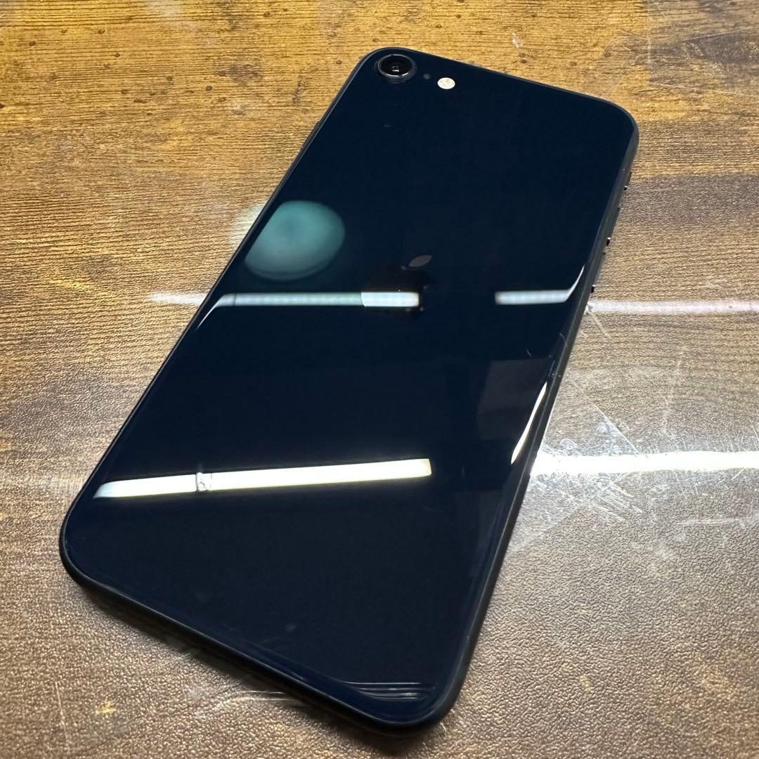iPhoneSE3 128GB ブラック SIMフリー バッテリー100%