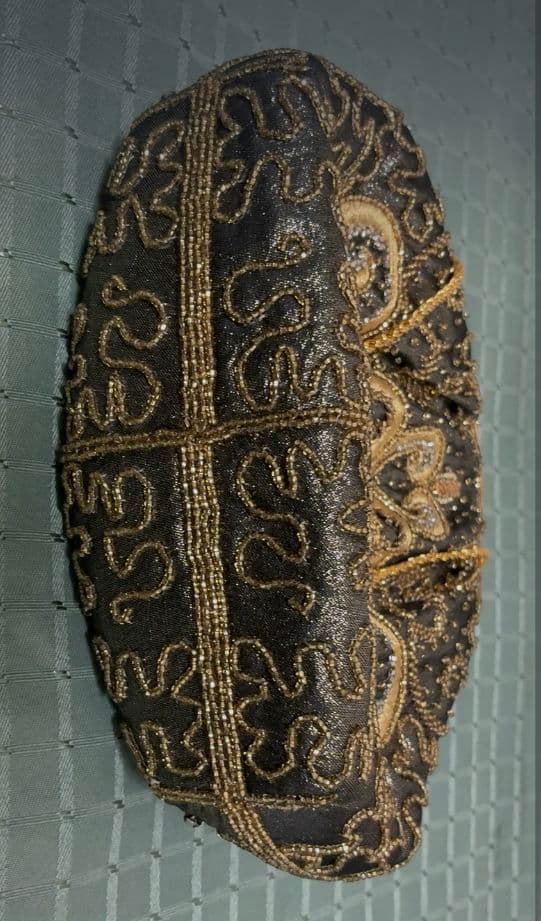 黒金刺繍クラッチバッグ