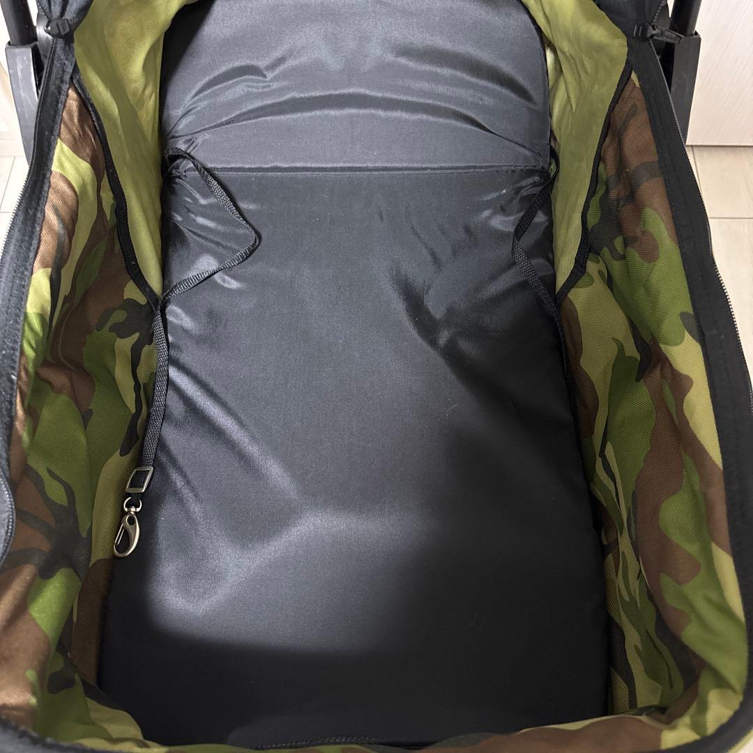 【美品】ピッコロカーネ プリモ 迷彩 ペットカート 数回使用のみ 倉庫保管