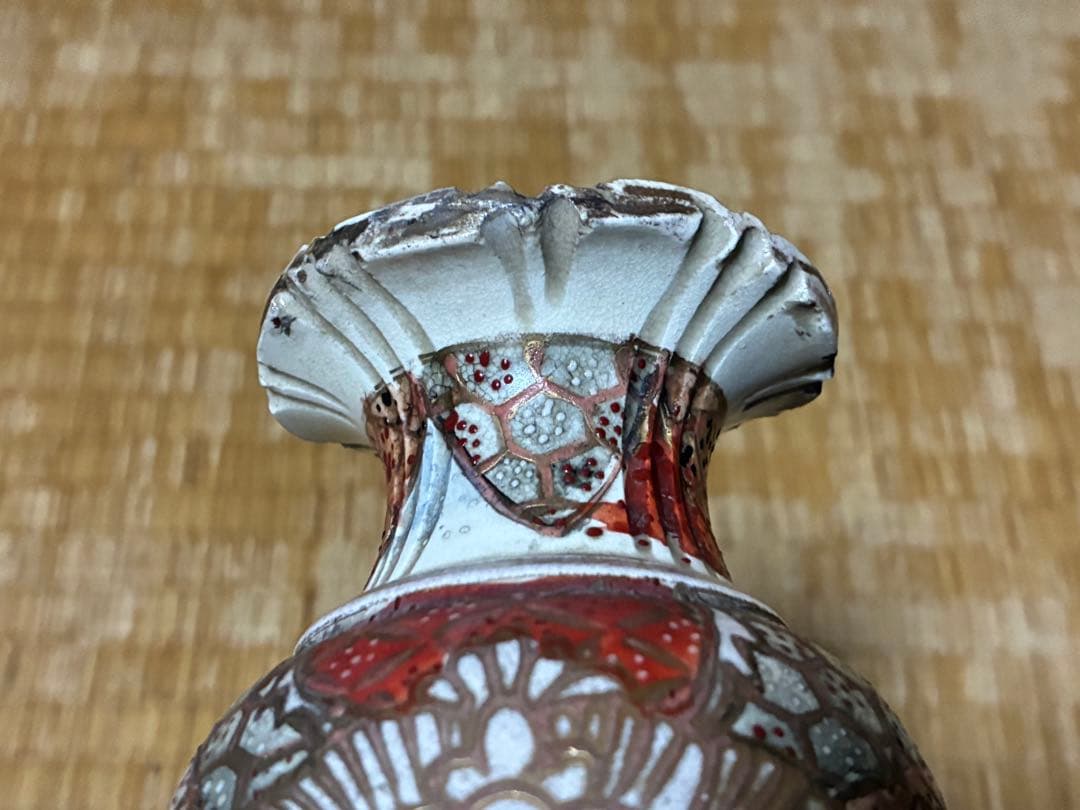 明治期 薩摩焼 金彩 色絵 人物紋 花入 時代物 印あり 箱入