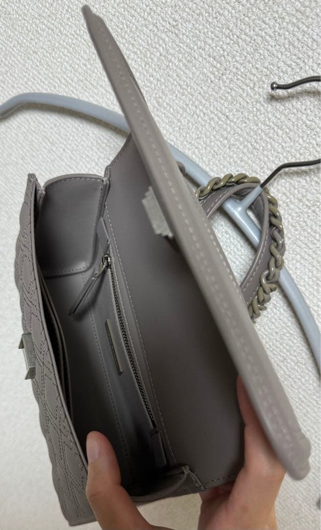 【美品】Tory Burchトリーバーチ マットグレー　ショルダーバック