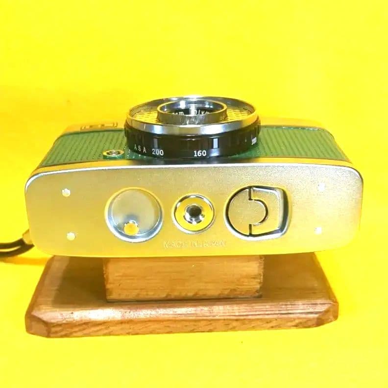 極上完動品♦整備済 オリンパスペンOLYMPUS PEN EE♦赤ベロOK