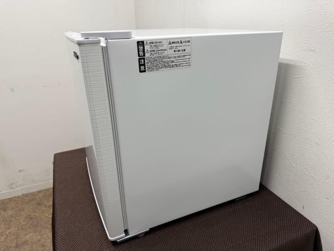 美品　アビテラックス　冷蔵庫　４５L　右開き　２０２２年製　AR-45KS