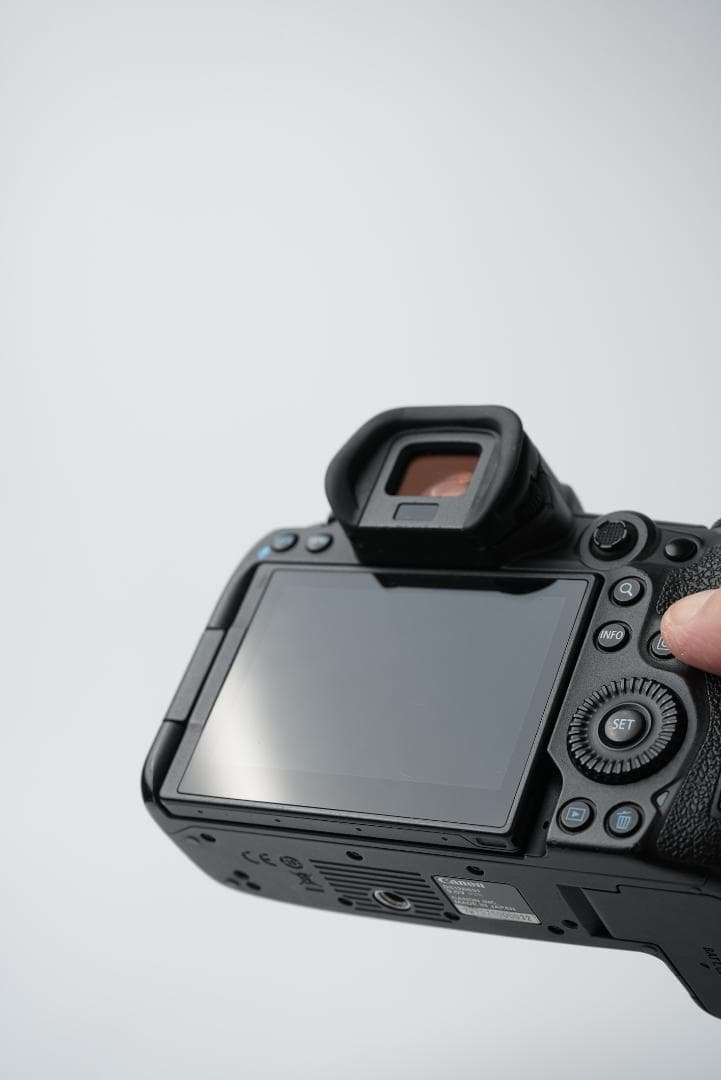 Canon キャノン EOS R5 ボディ ミラーレス一眼