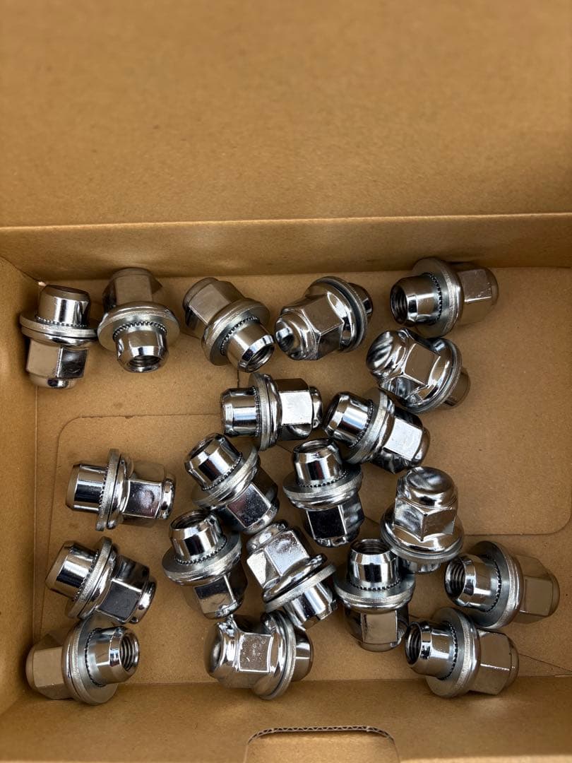 新車外しヴォクシー DUNLOP 205/55R17 ホイールセット 17インチ