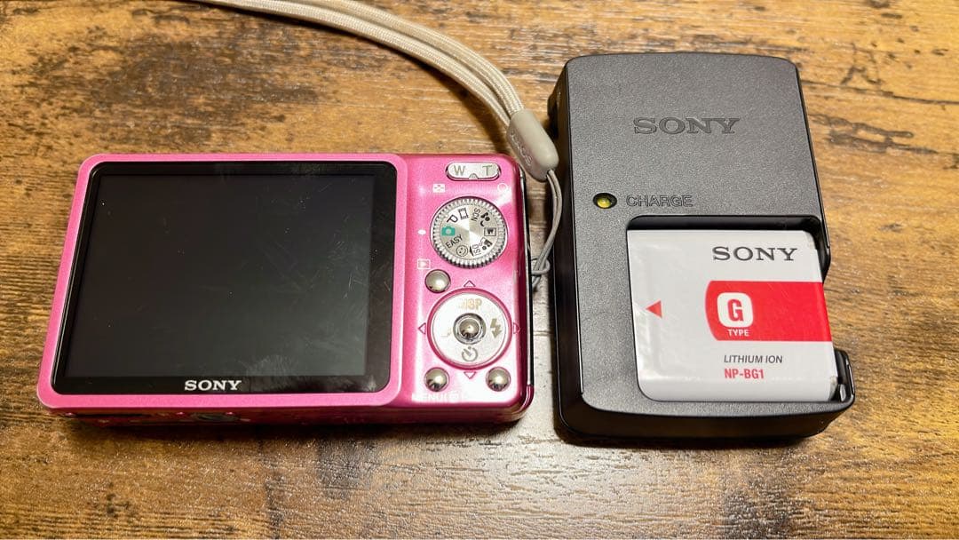 SONY Cyber-shot 12.1メガピクセル コンパクトデジタルカメラ