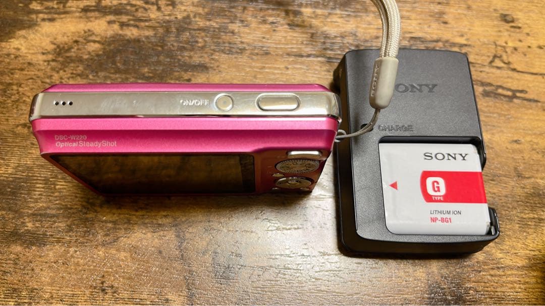 SONY Cyber-shot 12.1メガピクセル コンパクトデジタルカメラ