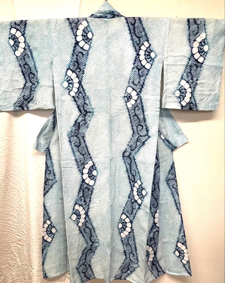 有松鳴海絞り　浴衣　広衿仕立て　水色　（215）