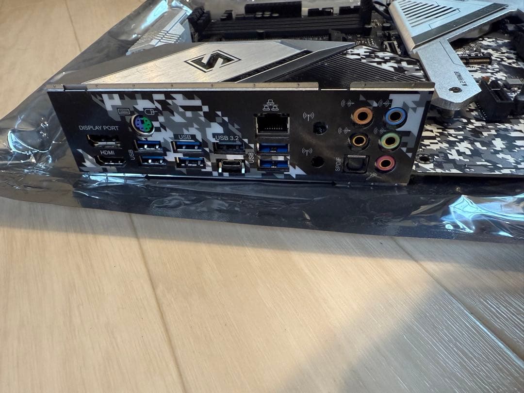 X570 Steel Legend ATXマザーボード　ソケットAM4