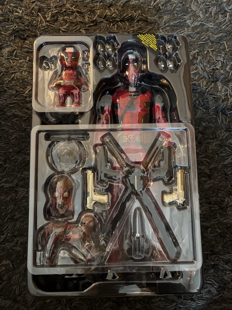 美品ホットトイズ　デッドプール ［ボーナスアクセサリー付き］トイサピ限定