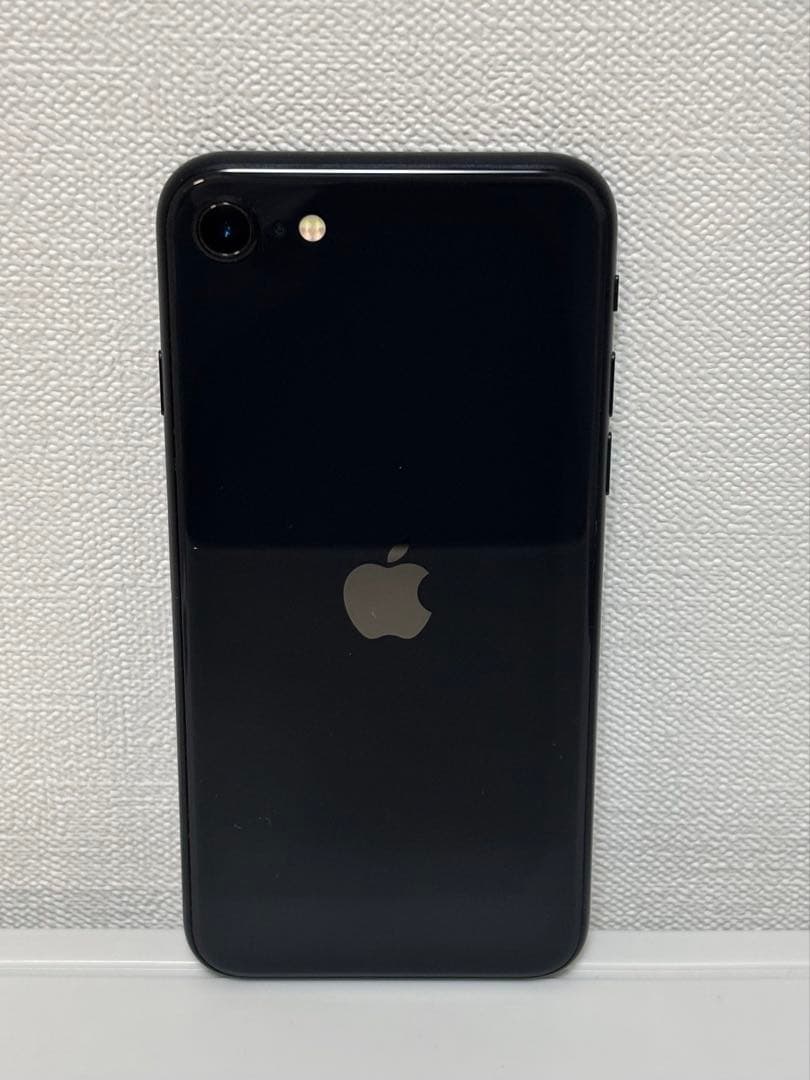 美品 iPhoneSE第2世代 128GB MXD02J/A SIMロックなし