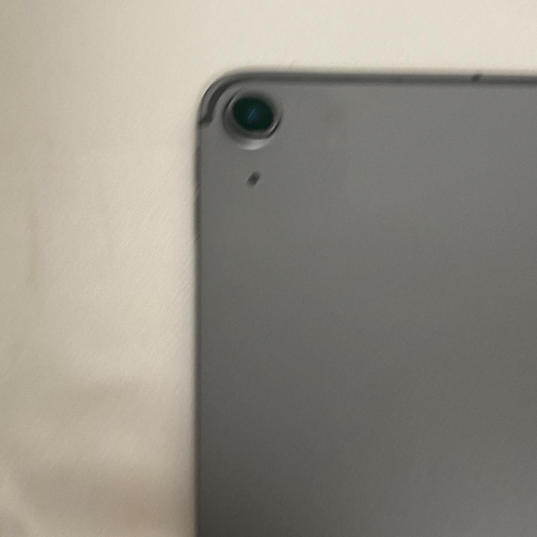 美品　iPad Air Wi-Fiモデル 64GB 動作良好　箱・付属付き