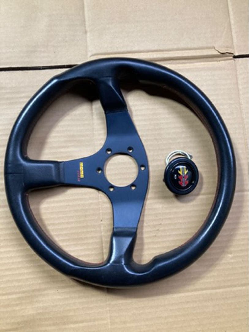 MOMO CORSE モモ コルセ