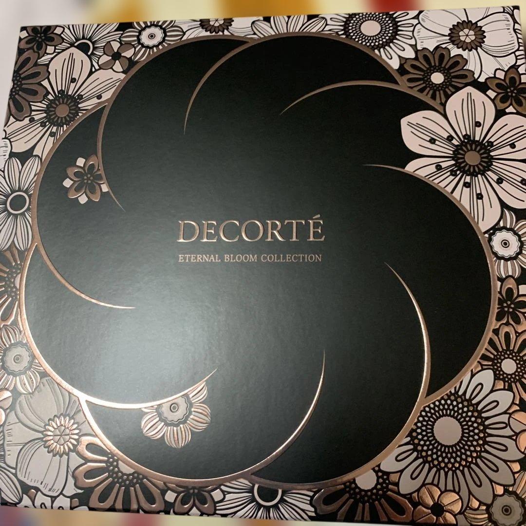 コスメデコルテメイクコフレ