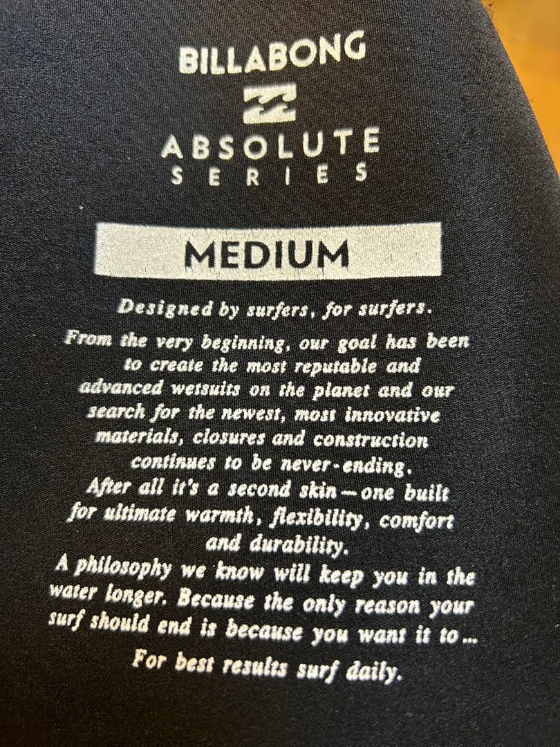 週末価格ビラボンウェットスーツ　Mサイズ