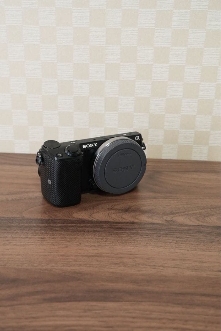 ソニー NEX-5T｜自撮りOK・スマホ転送・ミラーレス一眼｜傷汚れあり