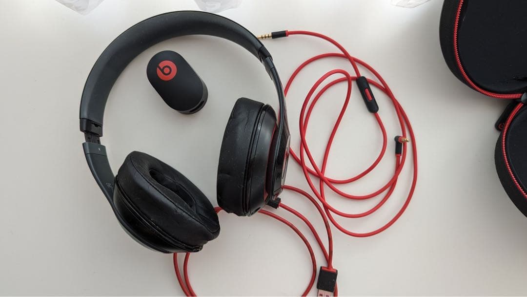 beats ワイヤレス　ヘッドホン