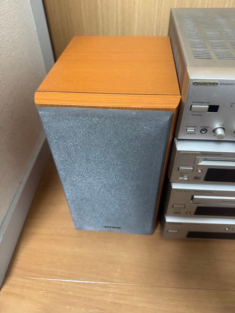 オンキョウ　ONKYO コンポセット　D-062AX A-905X MD-105
