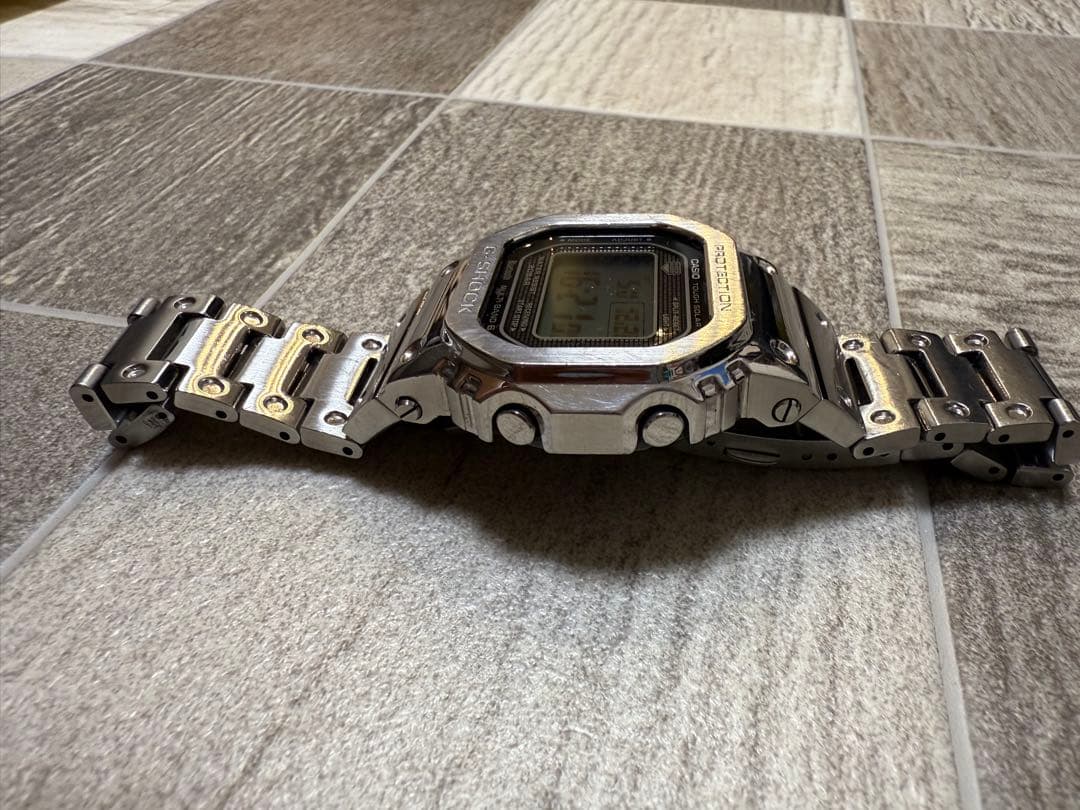 G-SHOCK GMW-B5000D-1JF フルメタル シルバー
