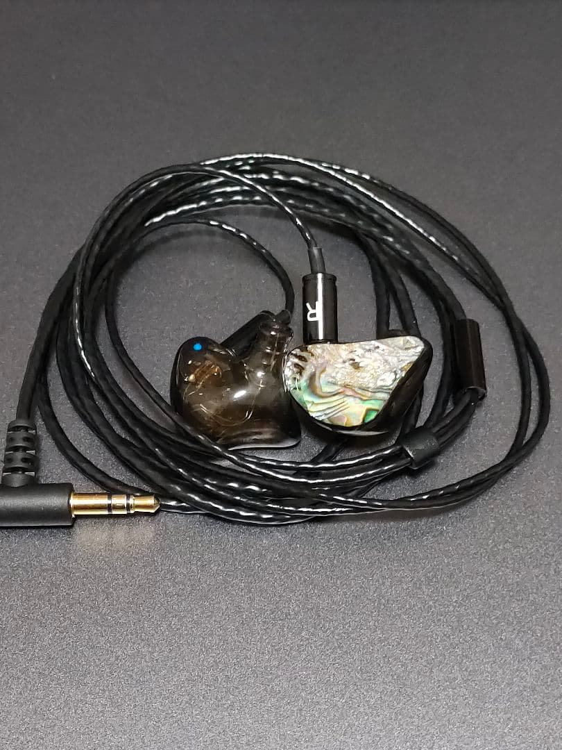 フルレンジ 1BA イヤホン