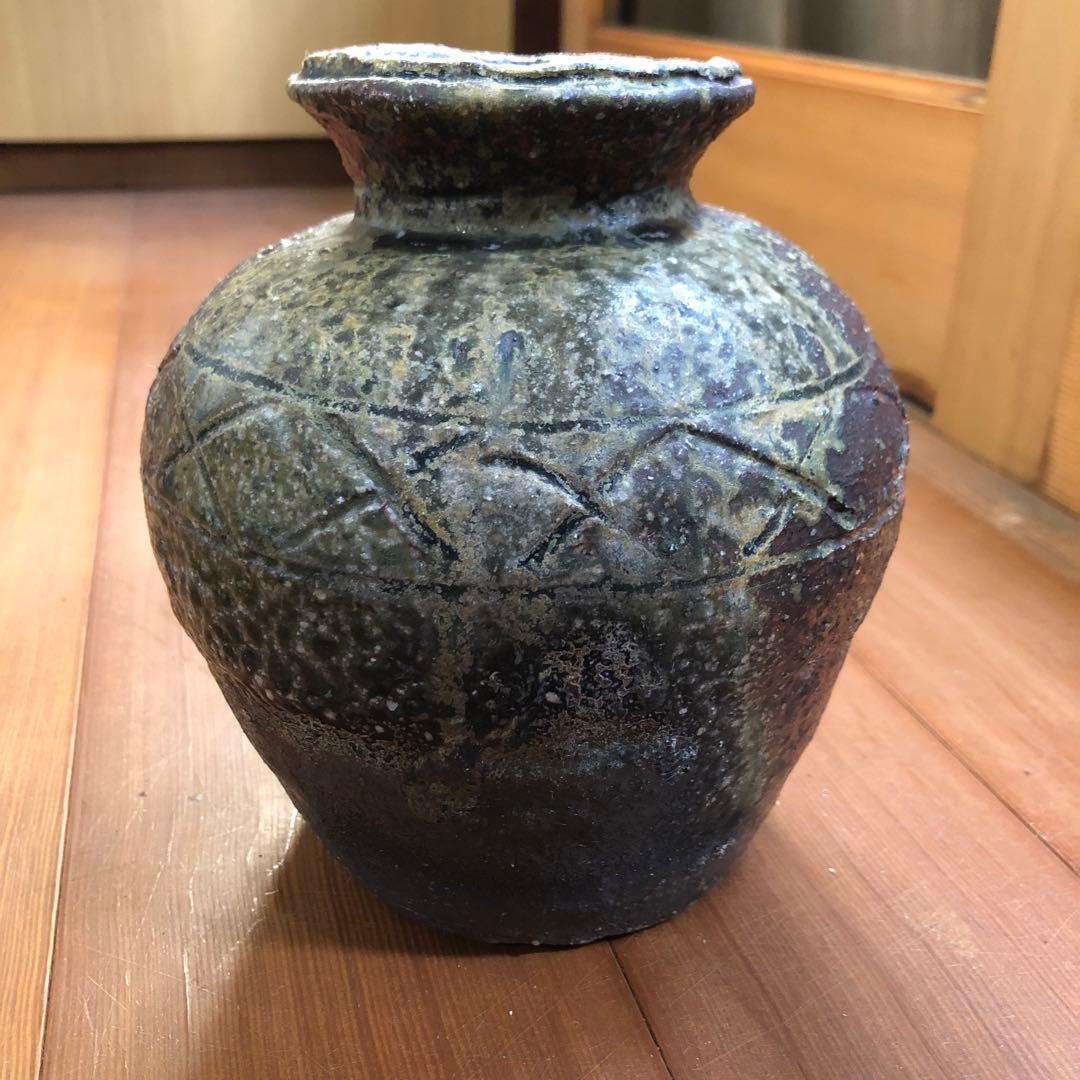 骨董品 手彫り模様茶色緑色グラデーション壺 花道茶道水差し 作家物 日本伝統工芸