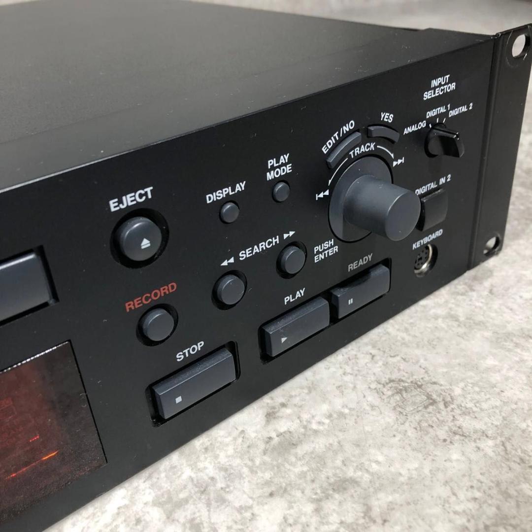 美品 TASCAM タスカム MD-301MKⅡ 業務用MDレコーダー