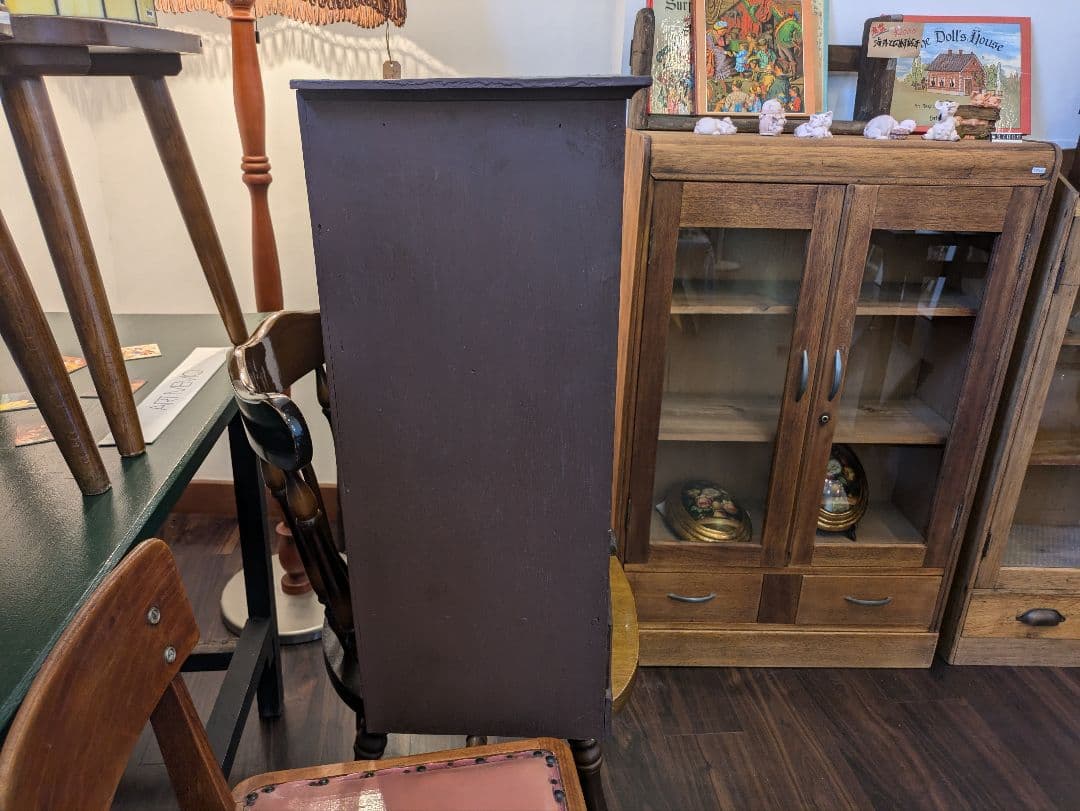 アンティーク 木製キャビネット ガラス戸棚 引き出し付き　棚　ショーケース