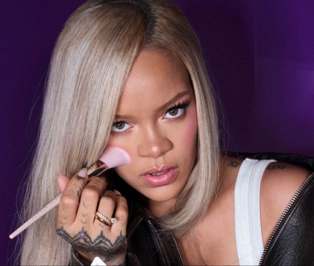 ◆最新◆FENTY BEAUTY フェンティービューティー限定セット グロス