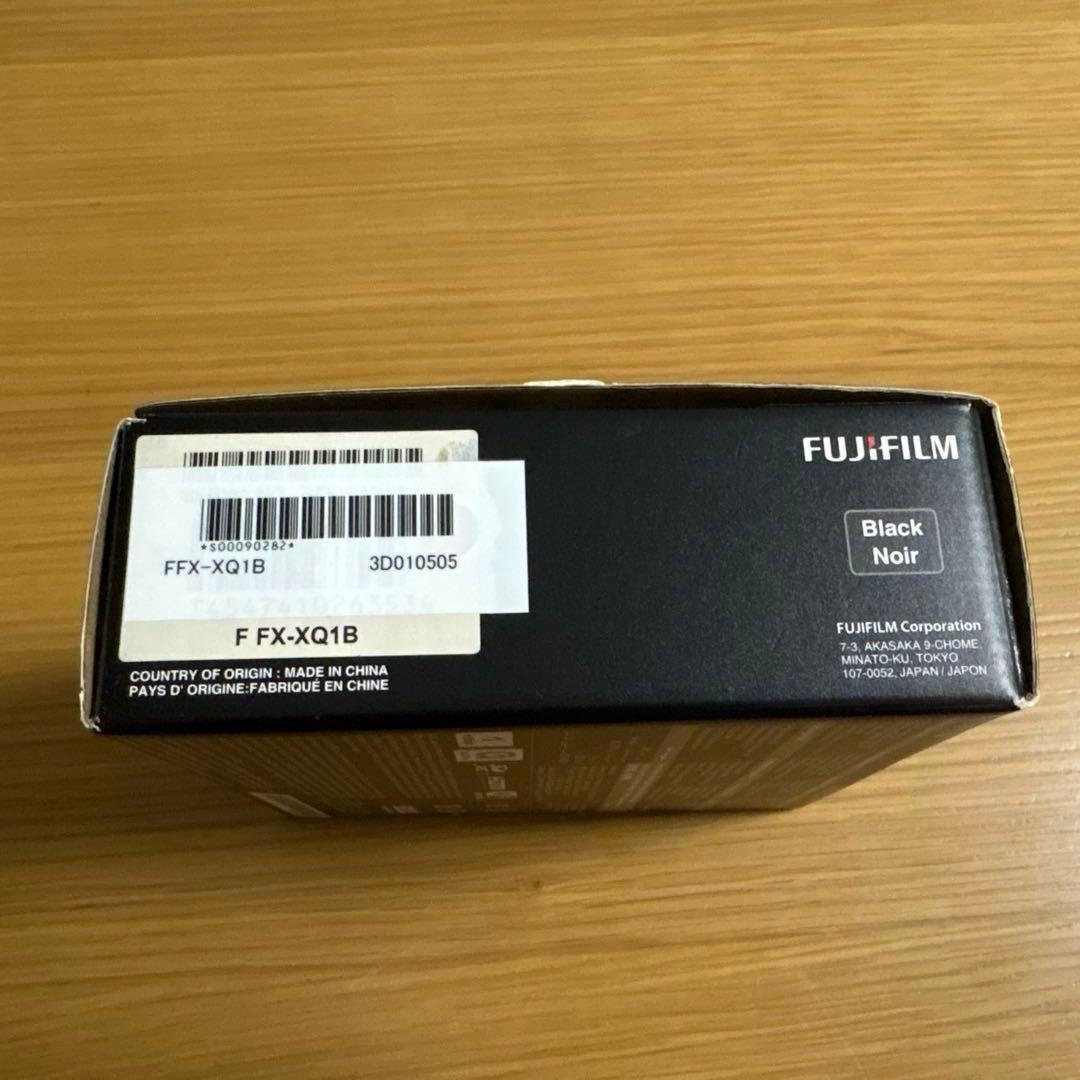 FUJIFILM （富士フイルム）XQ1 デジタルカメラ ブラック