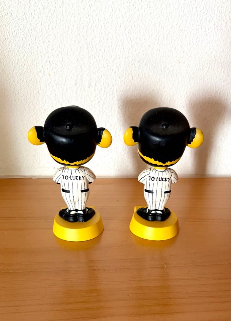 阪神タイガース　トラッキー ボブルヘッドフィギュア 2体セット