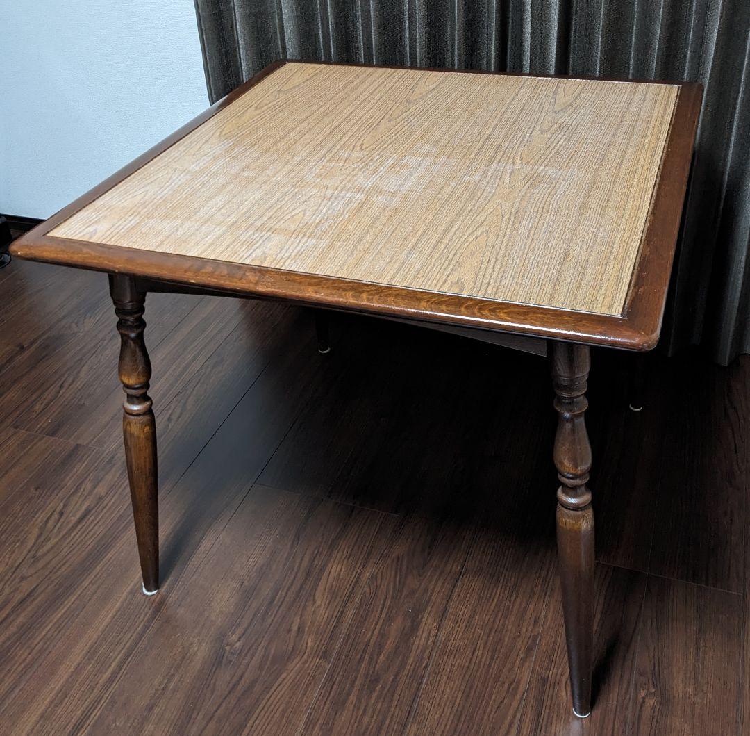 古く味のある木製テーブル 作業台 昭和レトロ アンティーク木製正方形 装飾的な脚