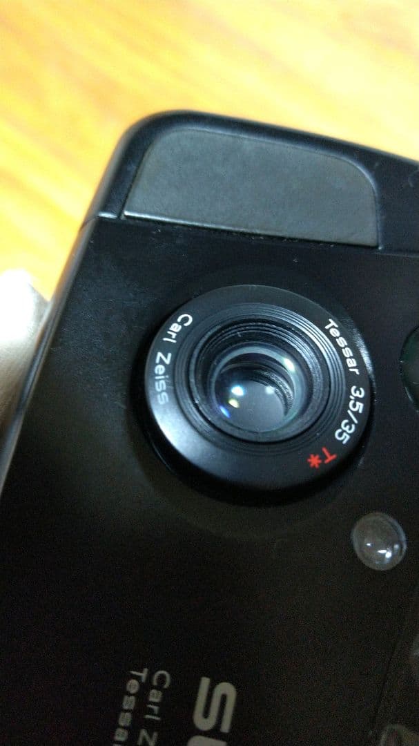 稼働品！kyocera Slim T Carl Zeiss T* 35 F3.5