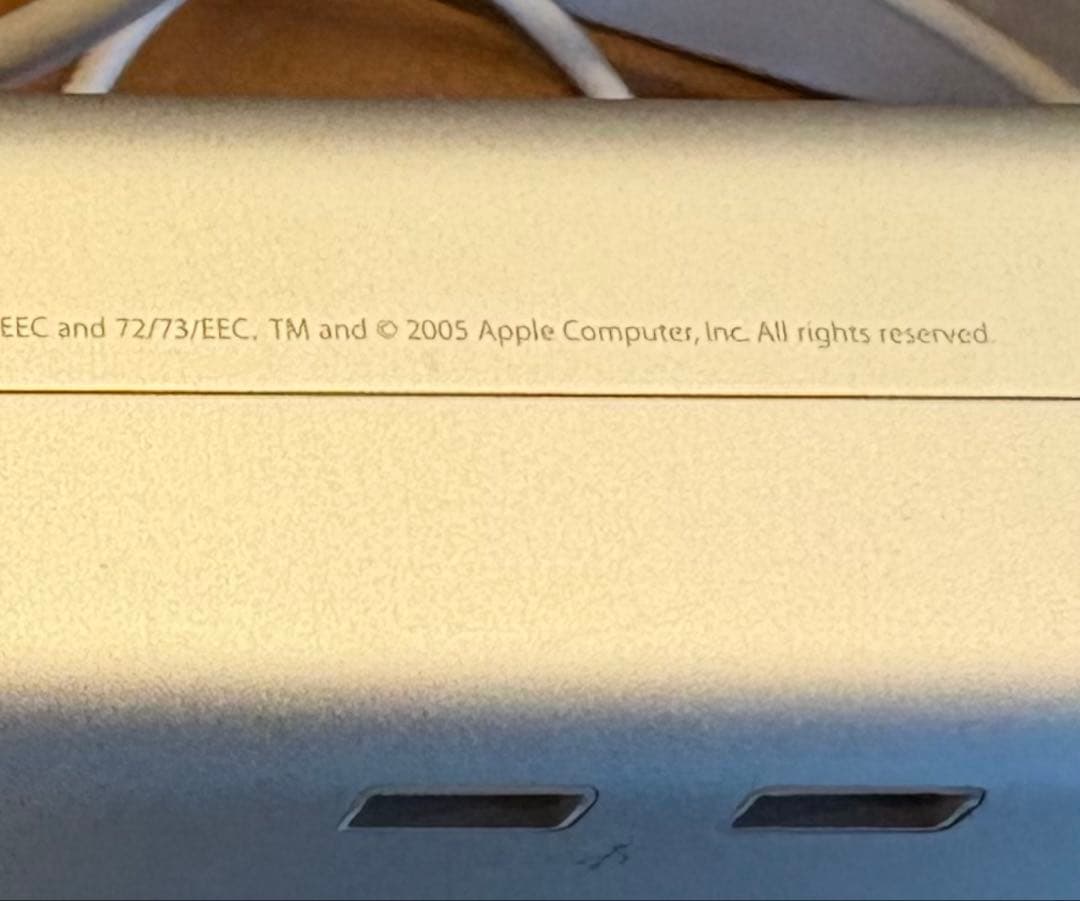 アップル　シネマディスプレイ　「30インチ【後期型】