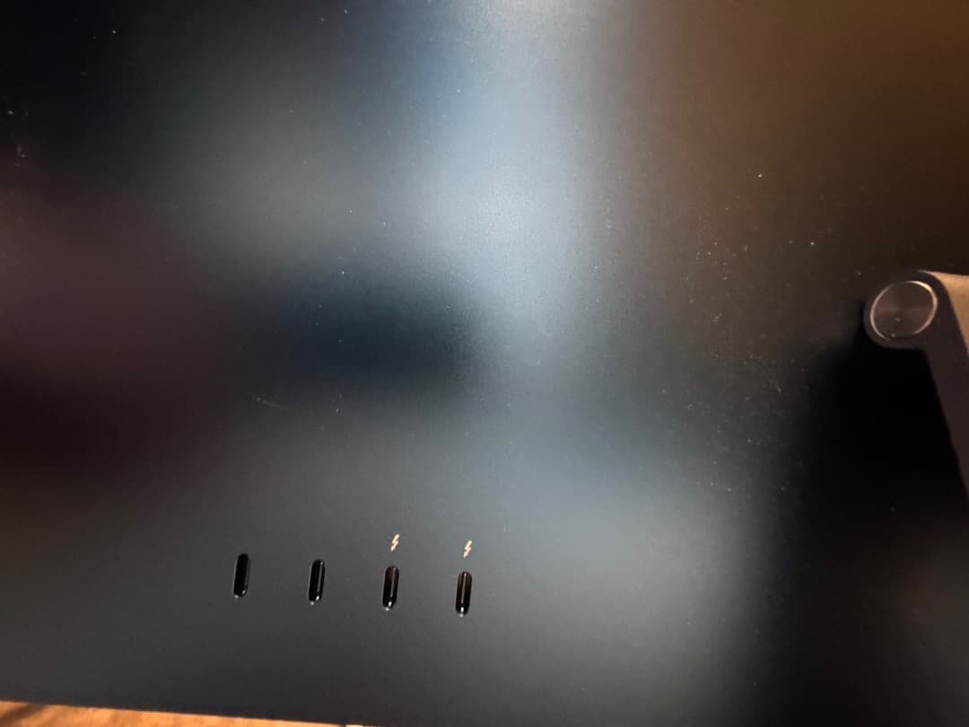 Apple M3 iMac 24インチ 本体 16GB/256GB と付属品