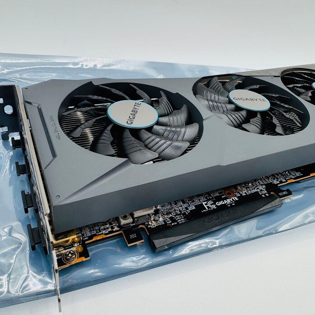 【極美品】GIGABYTE Radeon RX 6600 EAGLE 8G