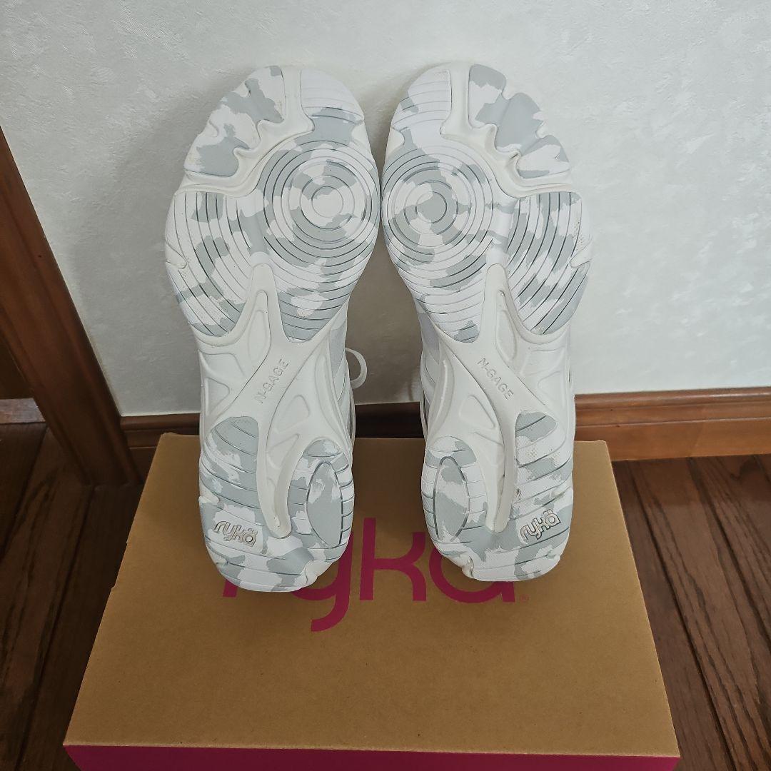 nan/ライカ ryka エンハンス3 　24.5センチ