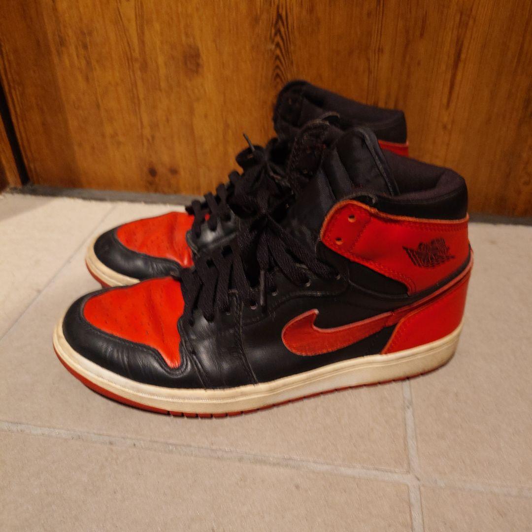 N*i様 激レアNike Air Jordan 1レトロ ブラック/レッド BR