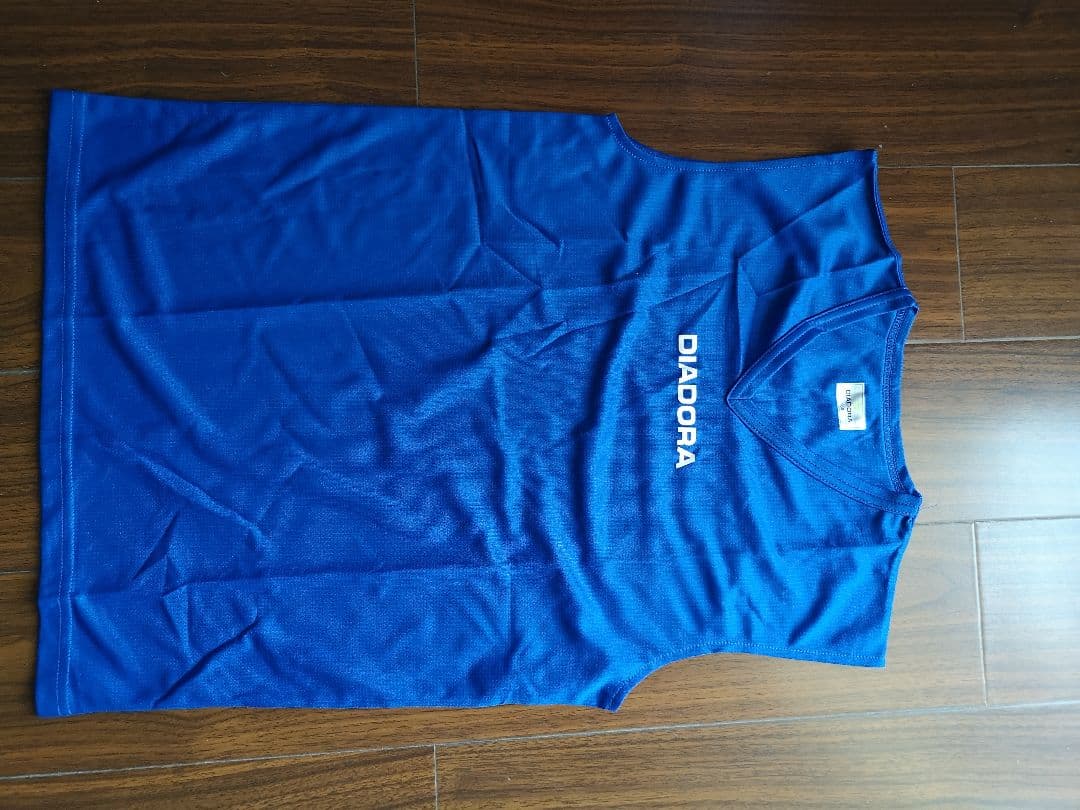 ディアドラ　ノースリーブインナーシャツ