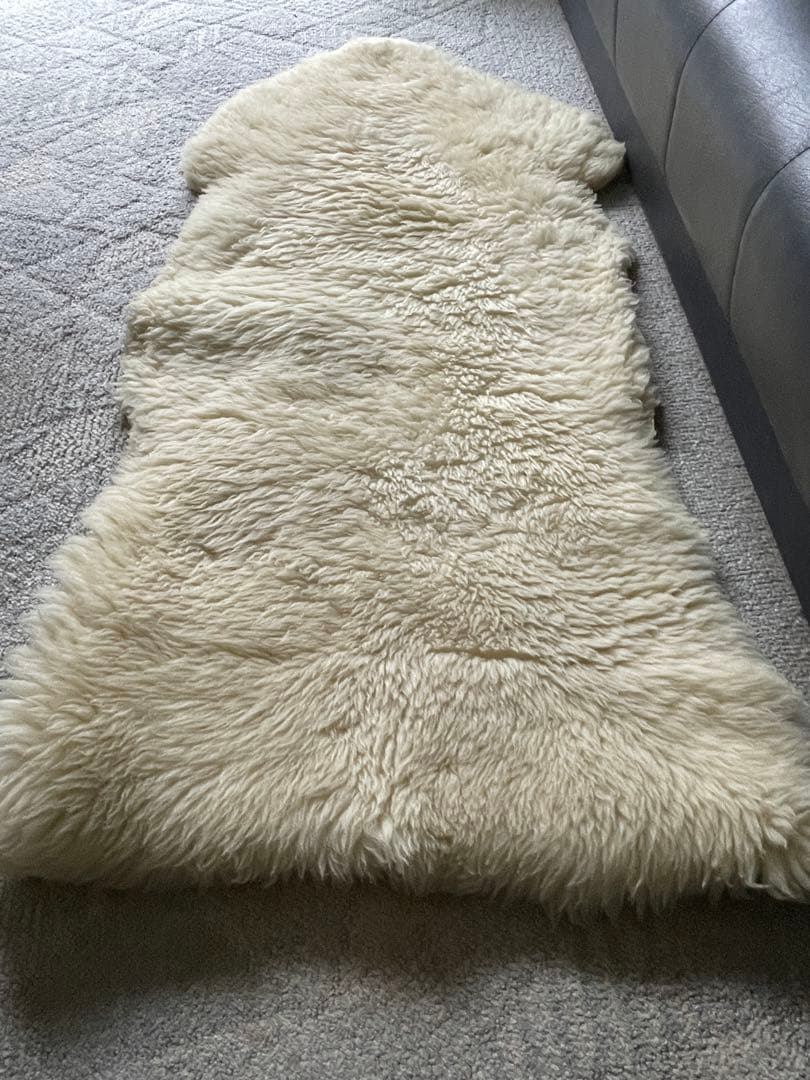 ムートンラグ 天然羊毛100% ラグ　ニュージーランド産原皮使用