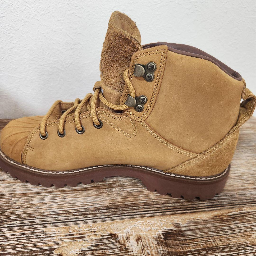 adidas オリジナルス　スーパースターブーツ