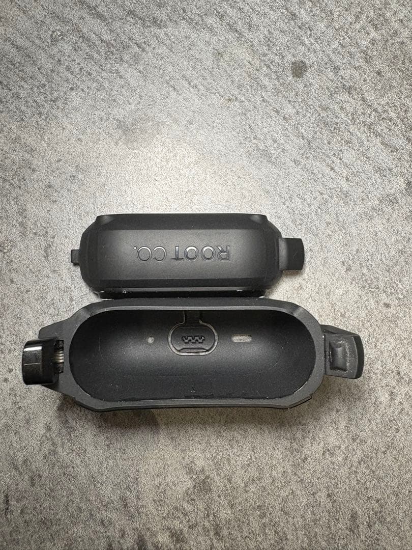 Airpods pro 第一世代とBRIEFING ROOT.COケース