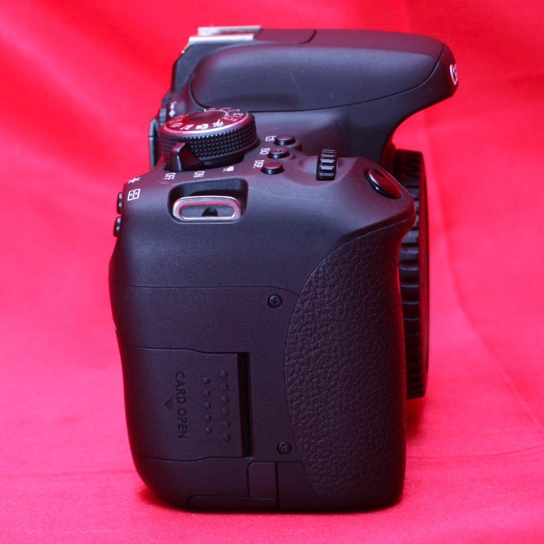 Canon Kiss x8i ダブルレンズ　デジタルカメラ　一眼レフ　スマホ転送