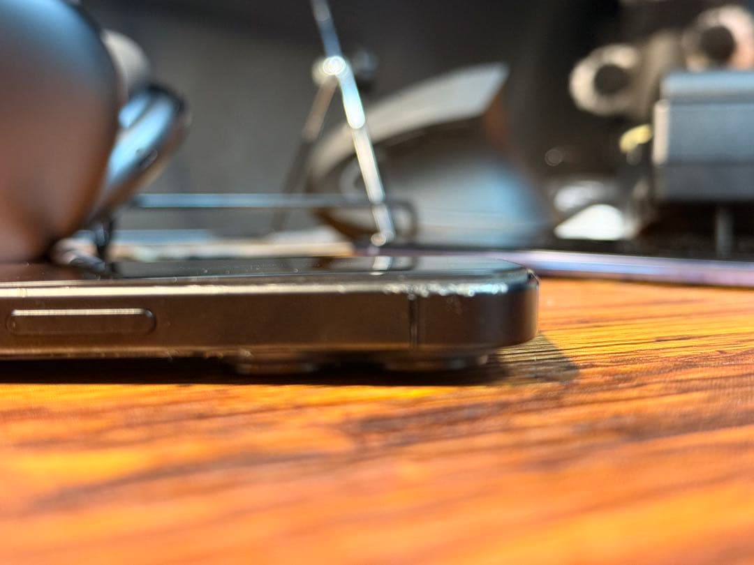 iPhone 15 Pro 128GB ブラックチタニウム