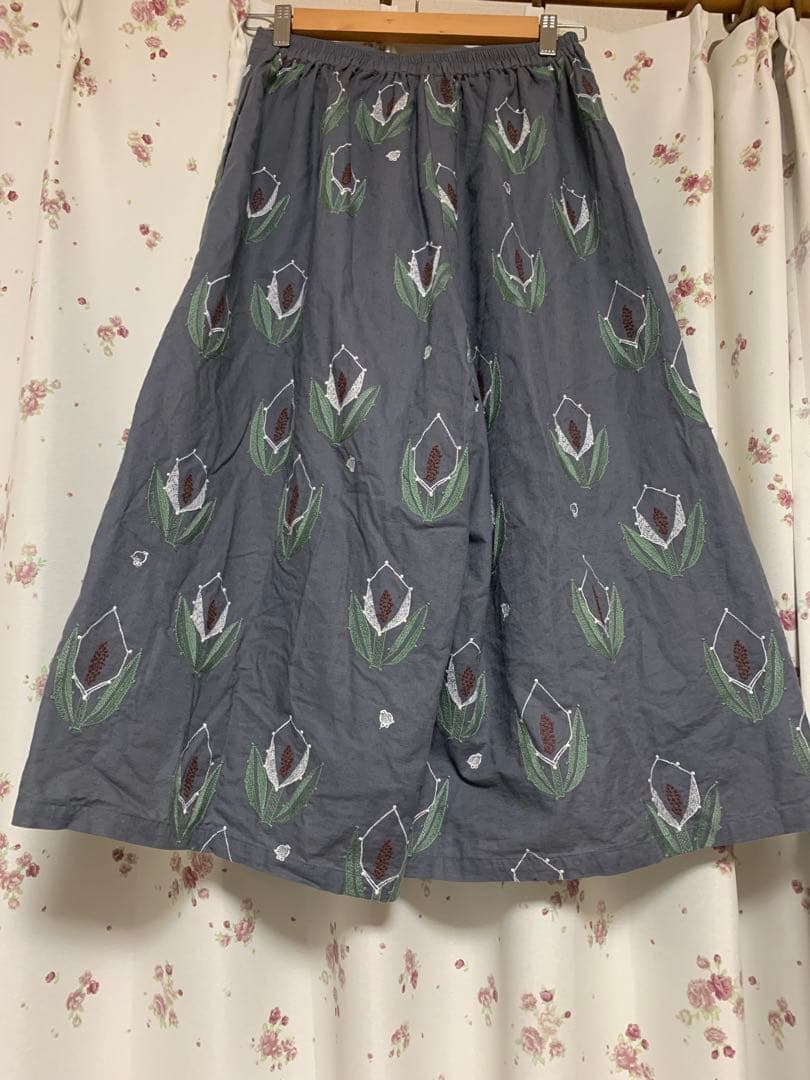 marble sud MIZBASHO TUCK ハカマパンツ