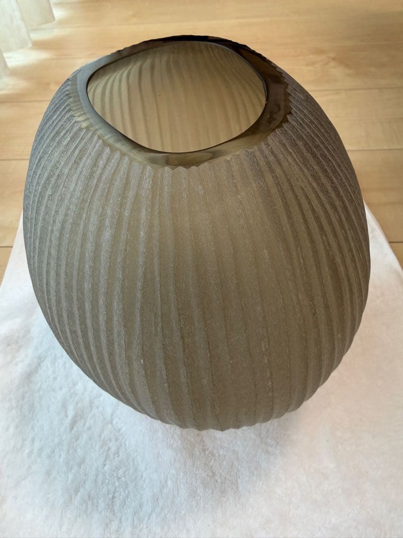 花瓶・フラワースタンド GUAXS NAGAA M / smokegrey