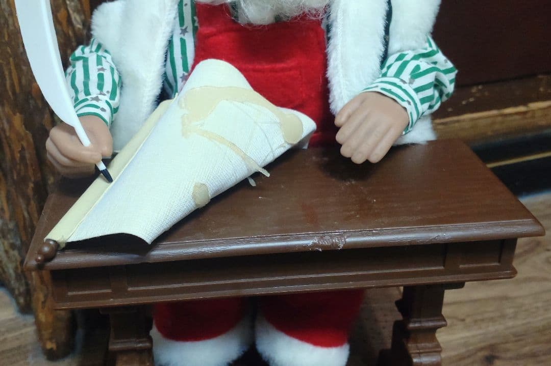 海外製　サンタクロース　人形