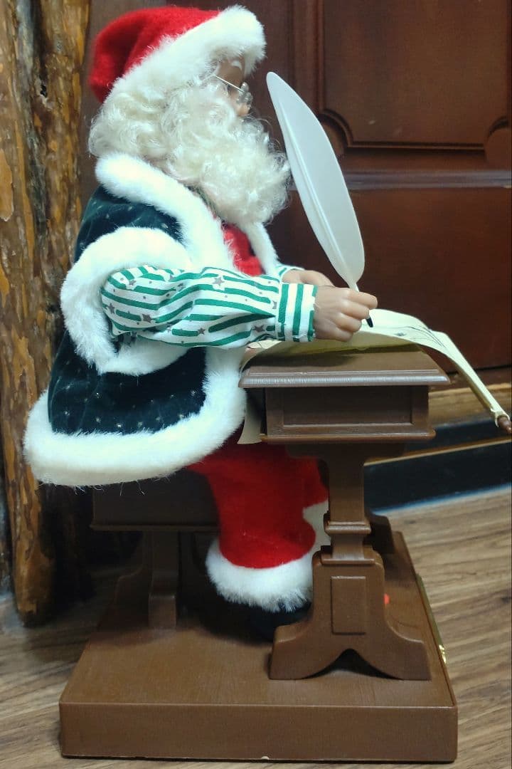 海外製　サンタクロース　人形