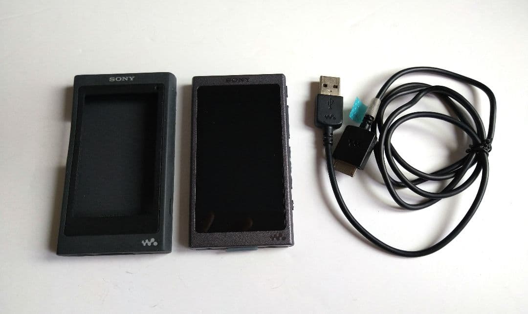 SONYのウォークマン　NW−A35＆スピーカー