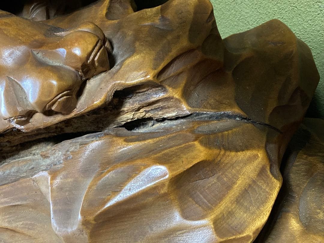 木製彫刻 虎　鷹アンティーク　天然木　置物 縁起物　一枚板